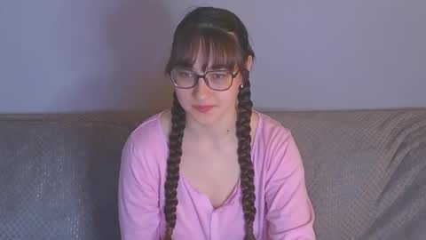 Snapshot of doll_tessa chatting on 05/15/26, 11:17 Tessa online show from 05/15/26, 11:17