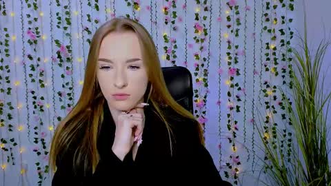 doll_vey online show from 03/04/25, 09:18