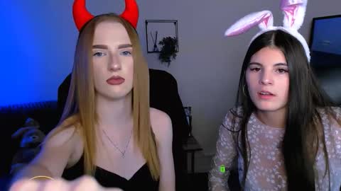 doll_vey online show from 09/12/25, 01:11