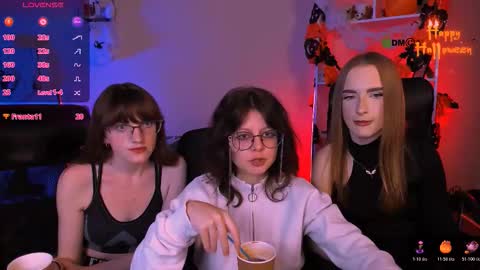 doll_vey online show from 11/02/25, 08:00