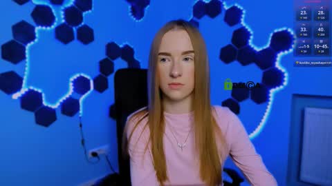 doll_vey online show from 12/16/25, 09:42