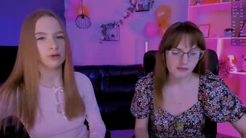 Snapshot of doll_vey chatting on 03/31/26, 07:14 doll_vey online show from 03/31/26, 07:14