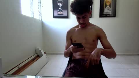 DollarHot30 online show from 01/25/25, 03:41