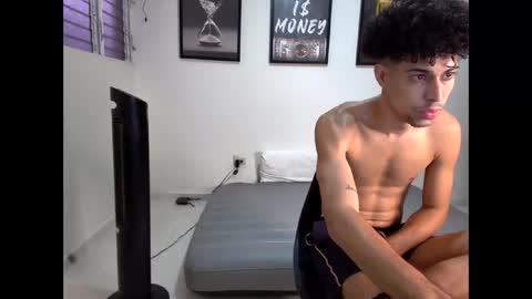 DollarHot30 online show from 10/20/25, 10:27