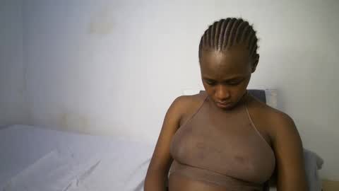 dollberry online show from 03/05/25, 10:21