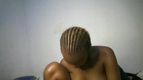 dollberry online show from 03/11/25, 04:18