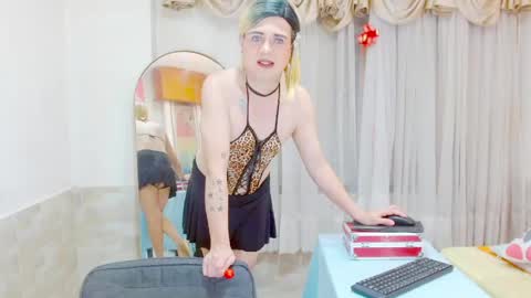 ilona online show from 05/09/26, 05:23