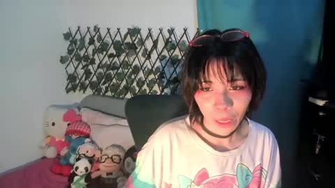 Snapshot of dolliette chatting on 09/23/25, 03:09 mina online show from 09/23/25, 03:09