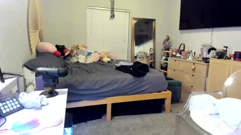 Snapshot of dolllface chatting on 03/08/25, 01:17 DOLLLFACE online show from 03/08/25, 01:17