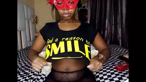 Snapshot of dolllux_gee chatting on 05/22/26, 09:15 Gee Independent Model EATUTC3 11PM-3AM 2AM-6AM online show from 05/22/26, 09:15