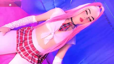 Snapshot of dolls_angel chatting on 03/28/26, 05:40 dolls_angel online show from 03/28/26, 05:40