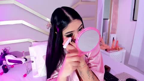 Snapshot of dollsweety chatting on 09/25/25, 09:29 Dollsweety online show from 09/25/25, 09:29