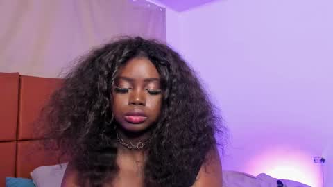 Snapshot of dolly_paige chatting on 12/03/24, 10:51 emily -- online show from 12/03/24, 10:51