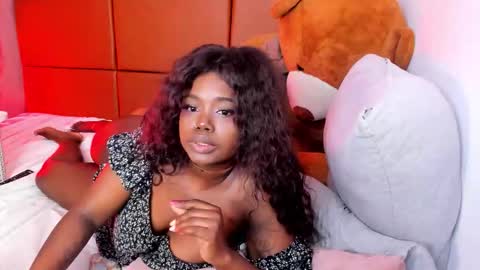 Snapshot of dolly_paige chatting on 01/15/26, 10:35 emily -- online show from 01/15/26, 10:35