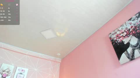 Snapshot of dolly_zoe chatting on 12/23/24, 08:11 Call me Zoe online show from 12/23/24, 08:11