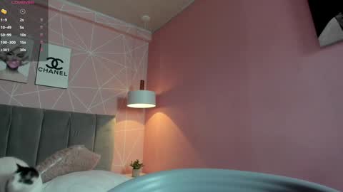 Snapshot of dolly_zoe chatting on 01/10/25, 06:09 Call me Zoe online show from 01/10/25, 06:09