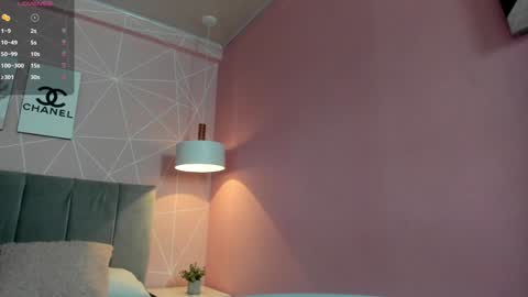 Snapshot of dolly_zoe chatting on 02/08/25, 05:29 Call me Zoe online show from 02/08/25, 05:29