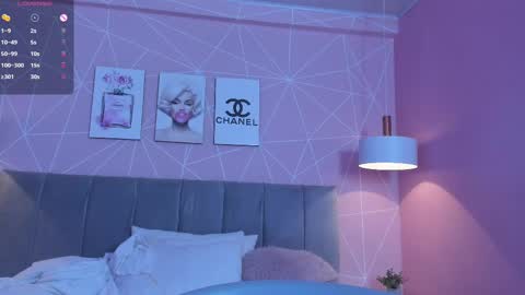 Snapshot of dolly_zoe chatting on 02/14/25, 05:51 Call me Zoe online show from 02/14/25, 05:51