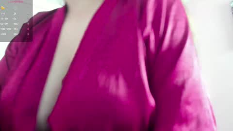 Snapshot of dolly_zoe chatting on 03/08/25, 12:44 Call me Zoe online show from 03/08/25, 12:44