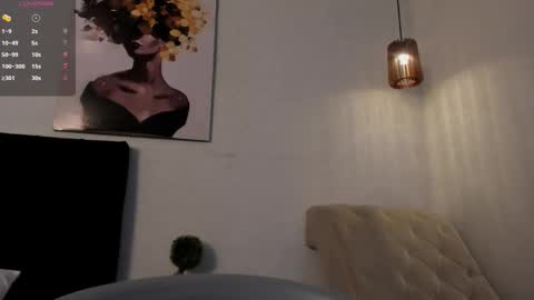 Snapshot of dolly_zoe chatting on 11/15/25, 06:59 Call me Zoe online show from 11/15/25, 06:59