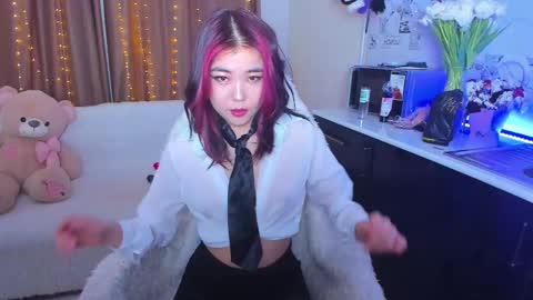 Dollya online show from 03/02/25, 01:47