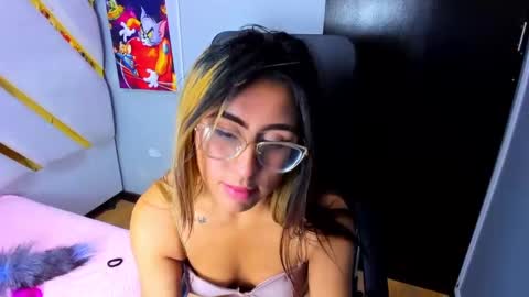 dollyjuicy1 online show from 12/02/24, 08:33