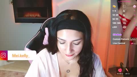 Snapshot of dollykelly_ chatting on 03/26/26, 02:17 dollykelly_ online show from 03/26/26, 02:17