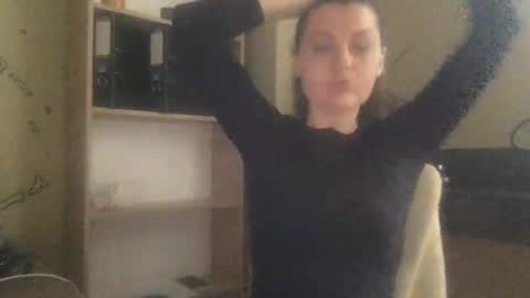 DollyRoma online show from 12/02/25, 09:03