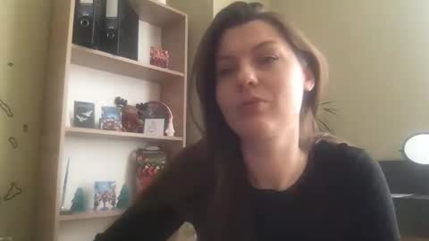 DollyRoma online show from 12/16/25, 09:47