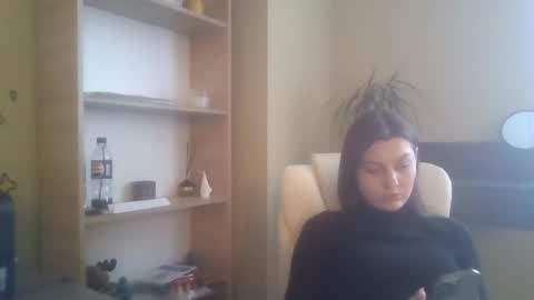 Snapshot of dollyroma chatting on 03/19/26, 01:26 DollyRoma online show from 03/19/26, 01:26