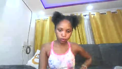 Snapshot of dollythegirl chatting on 05/31/26, 11:50 kadolly online show from 05/31/26, 11:50