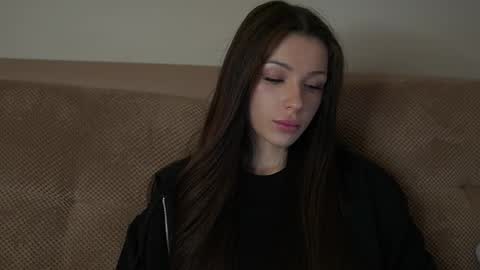 Snapshot of dollyvela chatting on 03/09/26, 09:08 Dolly online show from 03/09/26, 09:08