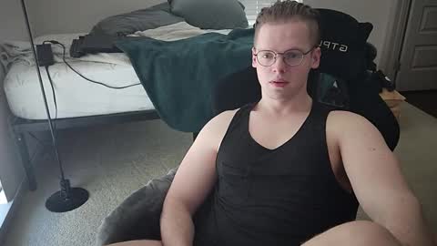 Snapshot of doloresman chatting on 03/18/26, 08:56 doloresman online show from 03/18/26, 08:56