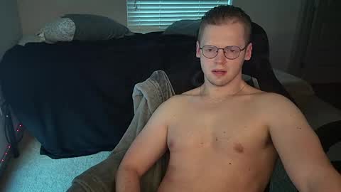 Snapshot of doloresman chatting on 06/05/26, 01:23 doloresman online show from 06/05/26, 01:23