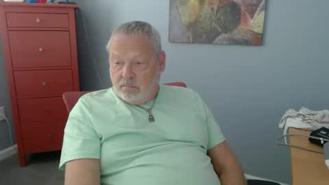 Snapshot of doloroso chatting on 10/06/25, 10:40 Doloroso online show from 10/06/25, 10:40