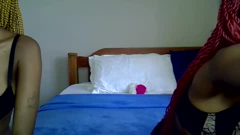 Snapshot of dolsexy chatting on 05/02/26, 01:05 dolsexy online show from 05/02/26, 01:05