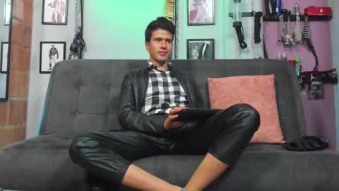 Diego Castell online show from 02/16/25, 02:54