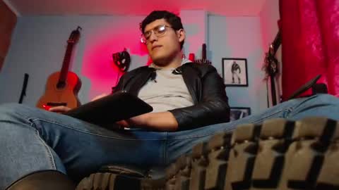 Diego Castell online show from 09/18/25, 09:28