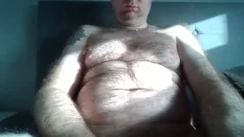 dom91070 online show from 09/30/25, 07:57