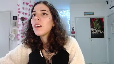 Snapshot of domenica_dos_ouros chatting on 05/24/26, 05:40 sweet domme online show from 05/24/26, 05:40