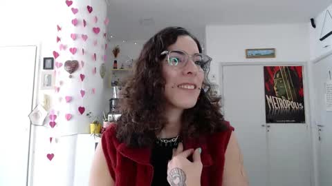 Snapshot of domenica_dos_ouros chatting on 06/03/26, 02:33 sweet domme online show from 06/03/26, 02:33