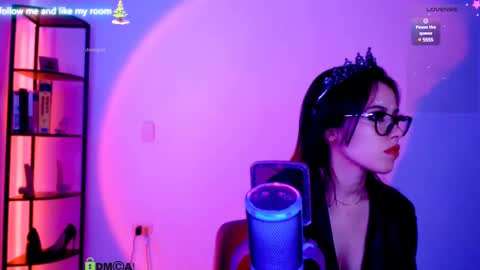 Snapshot of domgiirl chatting on 12/12/24, 03:59 Mistress online show from 12/12/24, 03:59