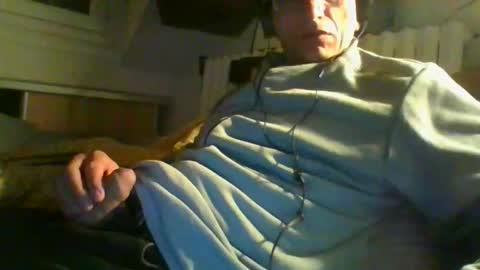 domi94300 online show from 05/10/26, 09:42