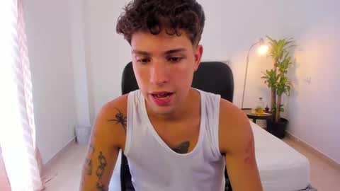 Snapshot of domi_master chatting on 02/12/25, 09:01 MASTER online show from 02/12/25, 09:01