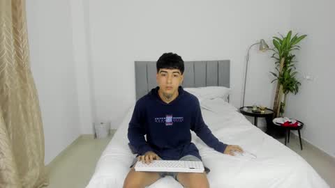 Snapshot of domi_master chatting on 03/08/25, 02:45 MASTER online show from 03/08/25, 02:45