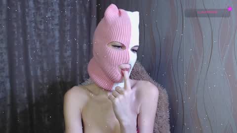 domiiniicana online show from 12/15/24, 02:27