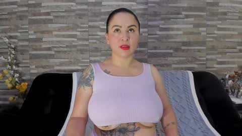 domi  online show from 09/25/25, 01:59