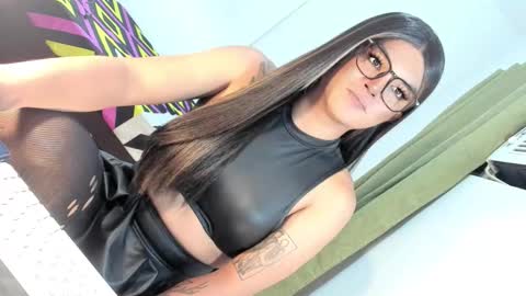 Snapshot of domina_angela chatting on 10/13/25, 12:49 ANGELA online show from 10/13/25, 12:49