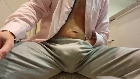 Snapshot of dominance chatting on 12/08/24, 08:30 Master Dominance online show from 12/08/24, 08:30