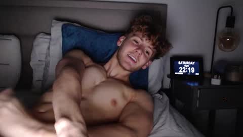 Alex...  online show from 11/08/25, 10:19